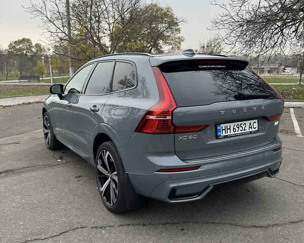 Серый Вольво ХС60, объемом двигателя 2 л и пробегом 14 тыс. км за 69999 $, фото 2 на Automoto.ua