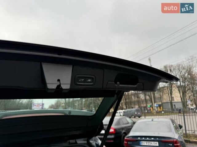 Серый Вольво ХС60, объемом двигателя 1.97 л и пробегом 28 тыс. км за 57000 $, фото 24 на Automoto.ua