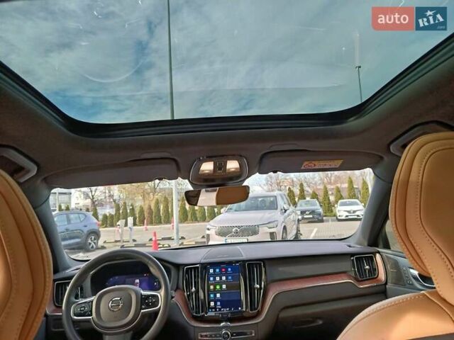 Серый Вольво ХС60, объемом двигателя 2 л и пробегом 77 тыс. км за 59900 $, фото 17 на Automoto.ua