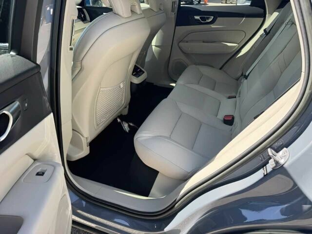 Сірий Вольво ХС60, об'ємом двигуна 2 л та пробігом 30 тис. км за 16500 $, фото 11 на Automoto.ua