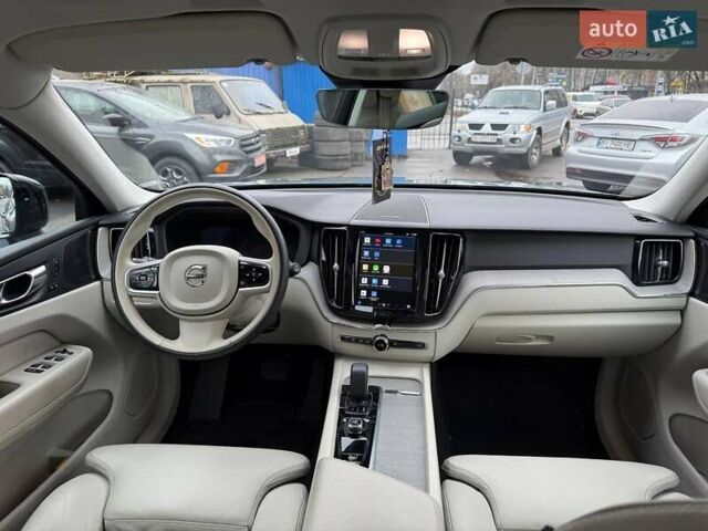 Серый Вольво ХС60, объемом двигателя 1.97 л и пробегом 28 тыс. км за 57000 $, фото 26 на Automoto.ua