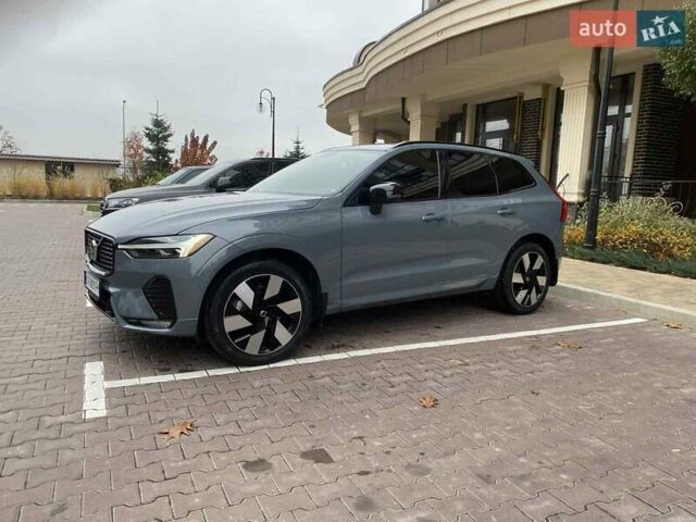 Серый Вольво ХС60, объемом двигателя 1.97 л и пробегом 11 тыс. км за 37000 $, фото 5 на Automoto.ua