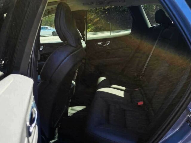 Серый Вольво ХС60, объемом двигателя 2 л и пробегом 11 тыс. км за 35300 $, фото 10 на Automoto.ua