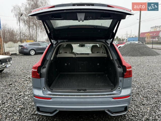 Серый Вольво ХС60, объемом двигателя 1.97 л и пробегом 14 тыс. км за 43000 $, фото 4 на Automoto.ua