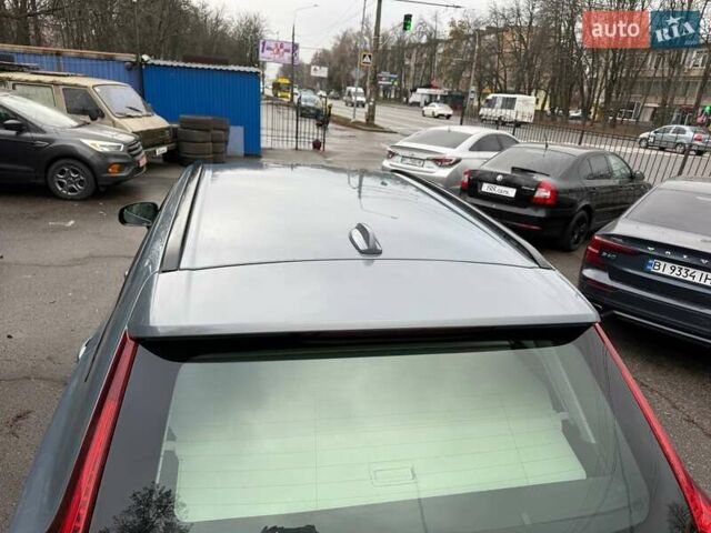 Серый Вольво ХС60, объемом двигателя 1.97 л и пробегом 28 тыс. км за 57000 $, фото 25 на Automoto.ua