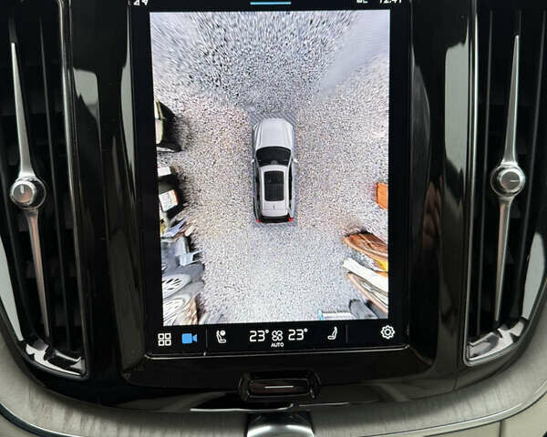 Серый Вольво ХС60, объемом двигателя 1.97 л и пробегом 14 тыс. км за 43000 $, фото 13 на Automoto.ua