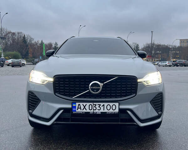 Сірий Вольво ХС60, об'ємом двигуна 1.97 л та пробігом 13 тис. км за 58000 $, фото 1 на Automoto.ua