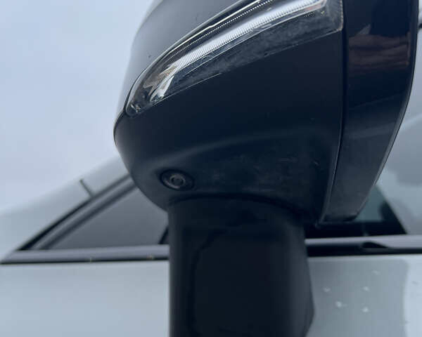 Сірий Вольво ХС60, об'ємом двигуна 1.97 л та пробігом 13 тис. км за 58000 $, фото 11 на Automoto.ua