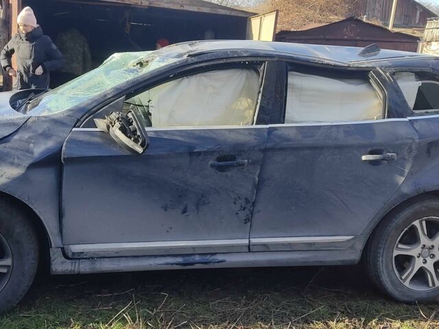 Синий Вольво ХС60, объемом двигателя 0 л и пробегом 200 тыс. км за 6000 $, фото 17 на Automoto.ua