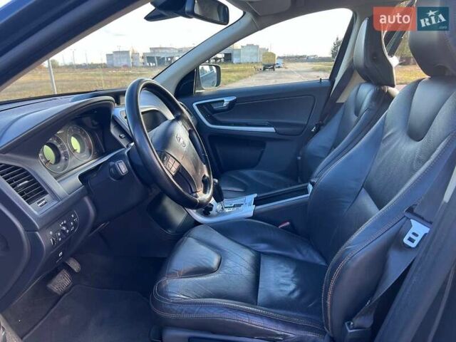 Синій Вольво ХС60, об'ємом двигуна 2.4 л та пробігом 218 тис. км за 13000 $, фото 14 на Automoto.ua