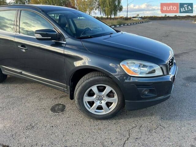 Синій Вольво ХС60, об'ємом двигуна 2.4 л та пробігом 218 тис. км за 13000 $, фото 3 на Automoto.ua