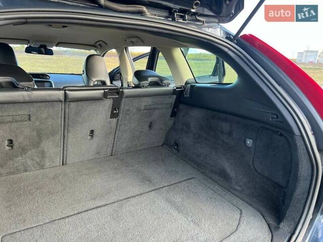 Синій Вольво ХС60, об'ємом двигуна 2.4 л та пробігом 218 тис. км за 13000 $, фото 32 на Automoto.ua