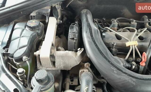 Синій Вольво ХС60, об'ємом двигуна 2.4 л та пробігом 218 тис. км за 13000 $, фото 57 на Automoto.ua