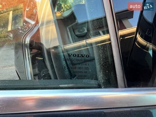 Синій Вольво ХС60, об'ємом двигуна 2.4 л та пробігом 218 тис. км за 13000 $, фото 41 на Automoto.ua