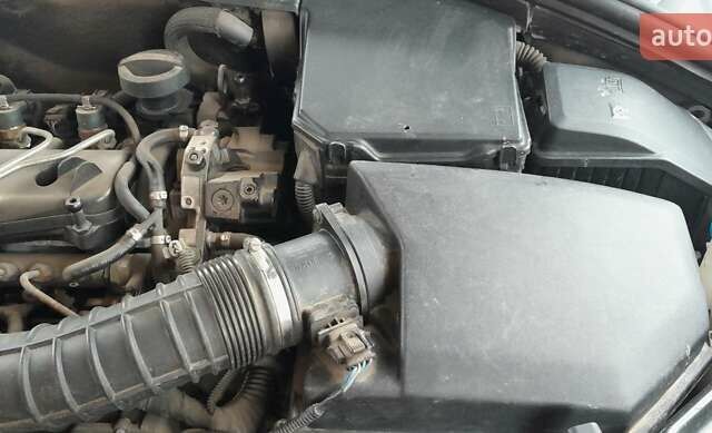 Синій Вольво ХС60, об'ємом двигуна 2.4 л та пробігом 218 тис. км за 13000 $, фото 56 на Automoto.ua