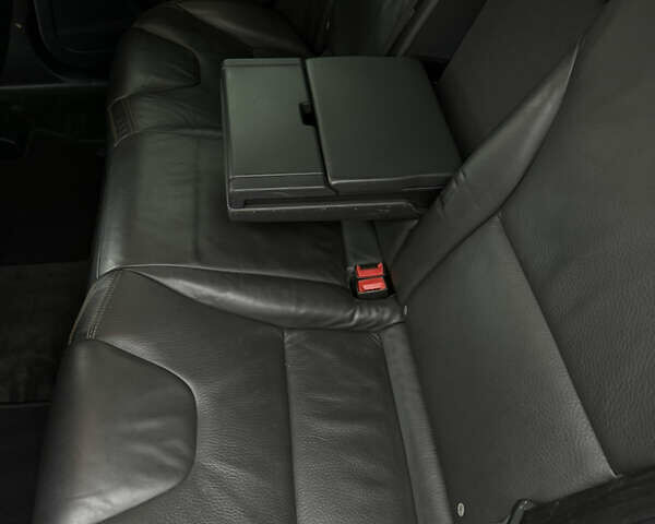 Синий Вольво ХС60, объемом двигателя 2.4 л и пробегом 240 тыс. км за 12800 $, фото 16 на Automoto.ua