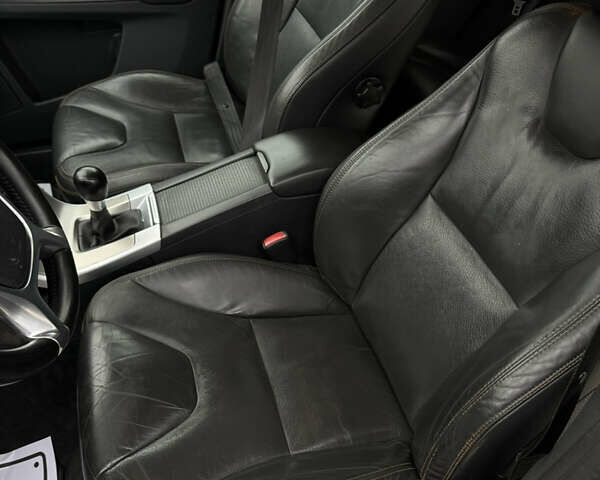 Синий Вольво ХС60, объемом двигателя 2.4 л и пробегом 240 тыс. км за 12800 $, фото 14 на Automoto.ua