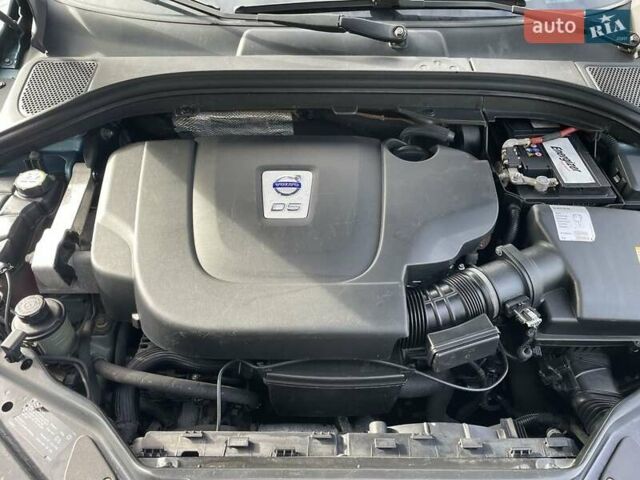 Вольво ХС60 2010 в Костополе на Automoto.ua Синий Вольво ХС60, объемом двигателя 2.4 л и пробегом 308 тыс. км за 12700 $, фото 5 на Automoto.ua