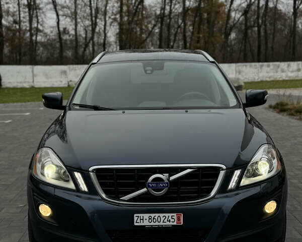 Синий Вольво ХС60, объемом двигателя 2.4 л и пробегом 240 тыс. км за 12800 $, фото 3 на Automoto.ua