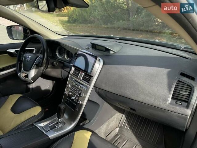 Вольво ХС60 2010 в Костополе на Automoto.ua Синий Вольво ХС60, объемом двигателя 2.4 л и пробегом 308 тыс. км за 12700 $, фото 6 на Automoto.ua