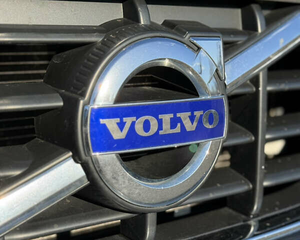 Синий Вольво ХС60, объемом двигателя 2.4 л и пробегом 153 тыс. км за 14700 $, фото 27 на Automoto.ua