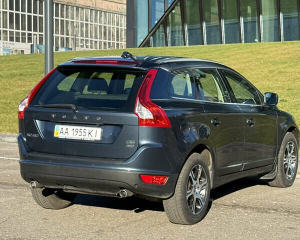 Синий Вольво ХС60, объемом двигателя 2.4 л и пробегом 153 тыс. км за 14700 $, фото 5 на Automoto.ua