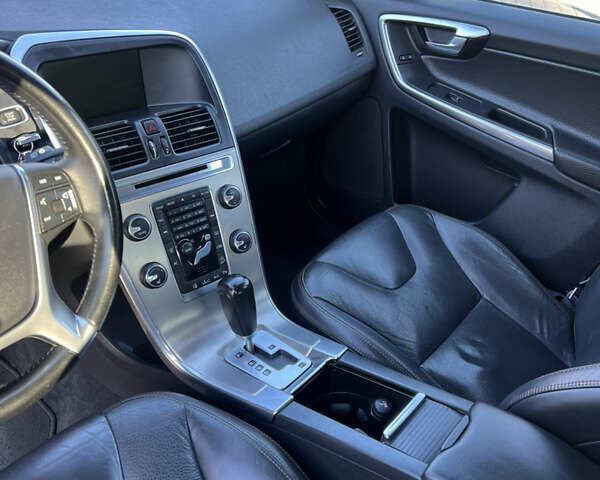 Синій Вольво ХС60, об'ємом двигуна 2.4 л та пробігом 237 тис. км за 16790 $, фото 23 на Automoto.ua