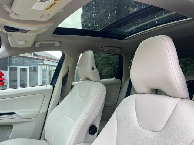 Синий Вольво ХС60, объемом двигателя 3.2 л и пробегом 158 тыс. км за 14000 $, фото 14 на Automoto.ua