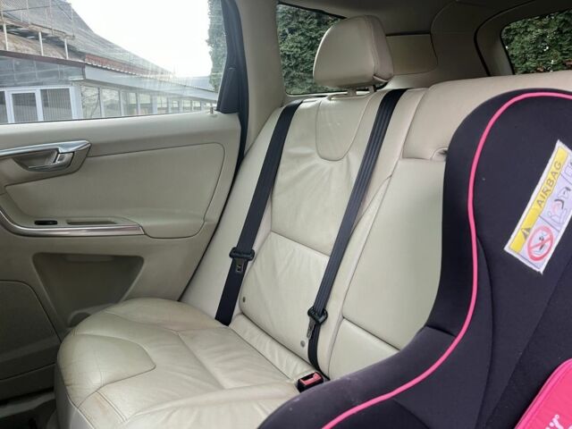 Синий Вольво ХС60, объемом двигателя 3.2 л и пробегом 158 тыс. км за 14000 $, фото 21 на Automoto.ua