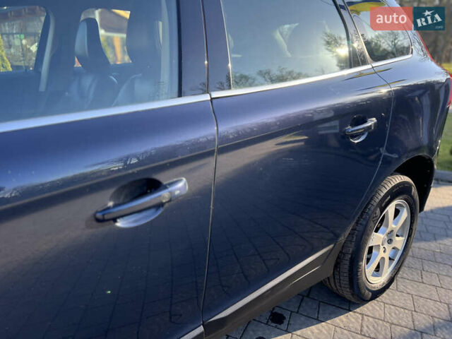 Синій Вольво ХС60, об'ємом двигуна 2.4 л та пробігом 237 тис. км за 16790 $, фото 31 на Automoto.ua