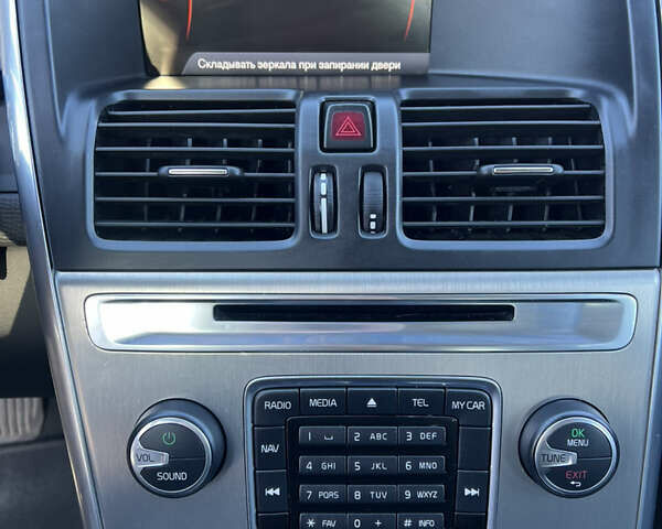 Синій Вольво ХС60, об'ємом двигуна 2.4 л та пробігом 237 тис. км за 16790 $, фото 42 на Automoto.ua