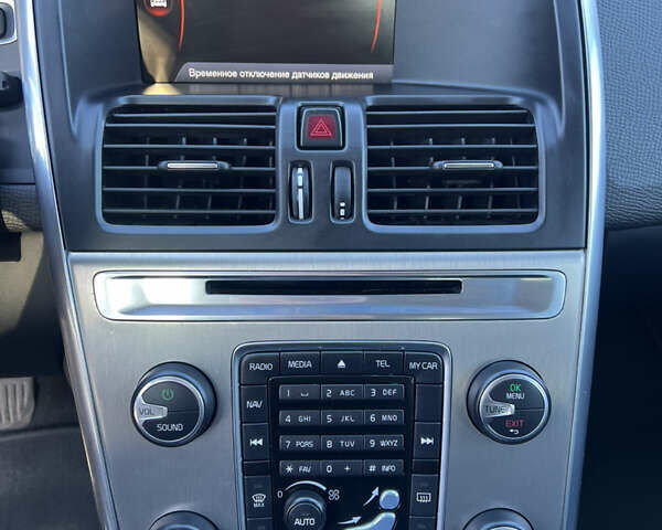 Синій Вольво ХС60, об'ємом двигуна 2.4 л та пробігом 237 тис. км за 16790 $, фото 44 на Automoto.ua