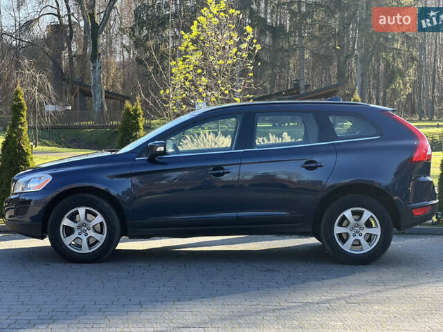 Синій Вольво ХС60, об'ємом двигуна 2.4 л та пробігом 237 тис. км за 16790 $, фото 4 на Automoto.ua