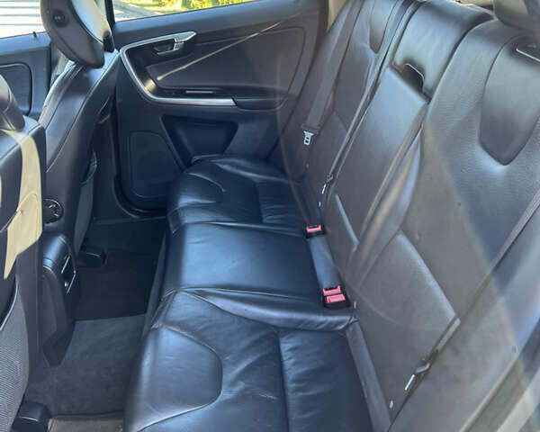 Синій Вольво ХС60, об'ємом двигуна 2.4 л та пробігом 237 тис. км за 16790 $, фото 25 на Automoto.ua