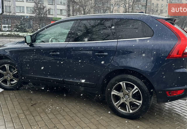 Синій Вольво ХС60, об'ємом двигуна 2.95 л та пробігом 235 тис. км за 12700 $, фото 14 на Automoto.ua