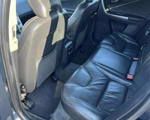 Синій Вольво ХС60, об'ємом двигуна 2.4 л та пробігом 237 тис. км за 16790 $, фото 24 на Automoto.ua