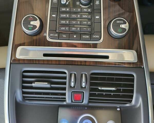 Синій Вольво ХС60, об'ємом двигуна 2.4 л та пробігом 214 тис. км за 19200 $, фото 33 на Automoto.ua