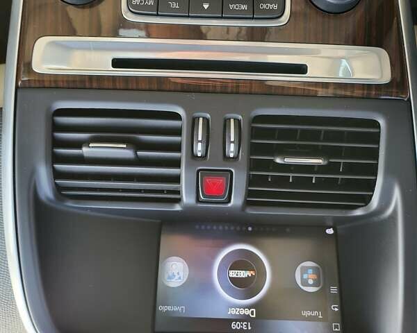 Синій Вольво ХС60, об'ємом двигуна 2.4 л та пробігом 214 тис. км за 19200 $, фото 29 на Automoto.ua