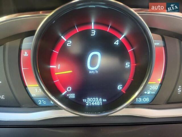 Синій Вольво ХС60, об'ємом двигуна 2.4 л та пробігом 214 тис. км за 19200 $, фото 27 на Automoto.ua