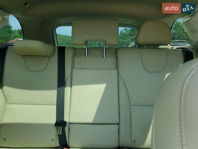 Синий Вольво ХС60, объемом двигателя 2.5 л и пробегом 102 тыс. км за 2000 $, фото 9 на Automoto.ua