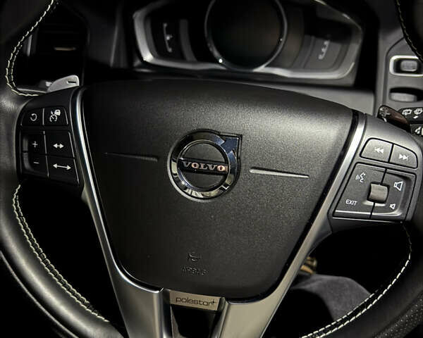 Синій Вольво ХС60, об'ємом двигуна 2.95 л та пробігом 139 тис. км за 26000 $, фото 28 на Automoto.ua