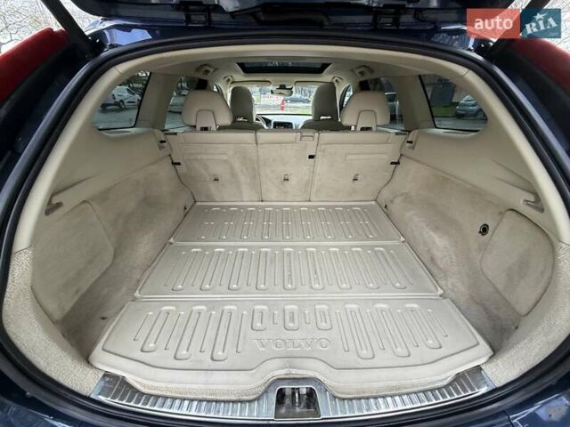 Синій Вольво ХС60, об'ємом двигуна 1.97 л та пробігом 310 тис. км за 13600 $, фото 48 на Automoto.ua
