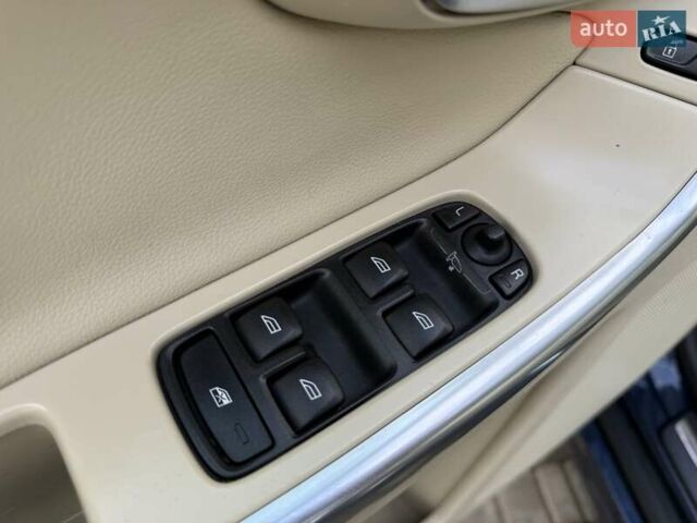 Синій Вольво ХС60, об'ємом двигуна 1.97 л та пробігом 310 тис. км за 13600 $, фото 34 на Automoto.ua