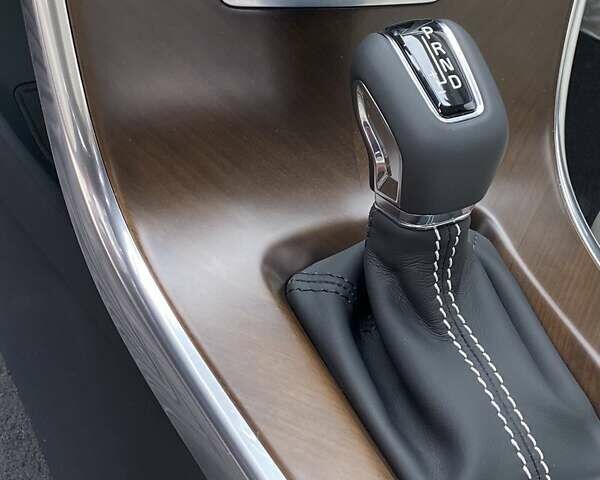 Синій Вольво ХС60, об'ємом двигуна 2.95 л та пробігом 139 тис. км за 26000 $, фото 25 на Automoto.ua