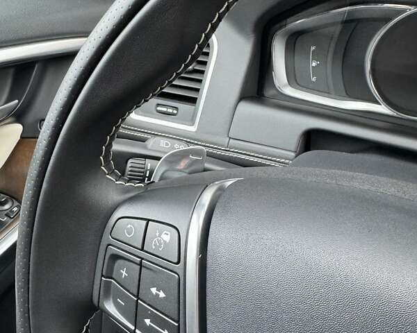 Синій Вольво ХС60, об'ємом двигуна 2.95 л та пробігом 139 тис. км за 26000 $, фото 21 на Automoto.ua