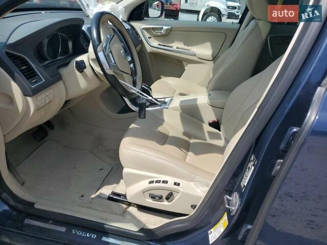 Синий Вольво ХС60, объемом двигателя 2.5 л и пробегом 102 тыс. км за 2000 $, фото 6 на Automoto.ua