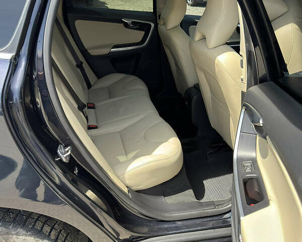 Синій Вольво ХС60, об'ємом двигуна 1.97 л та пробігом 98 тис. км за 18500 $, фото 12 на Automoto.ua