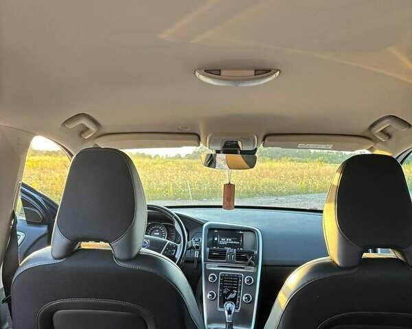 Синій Вольво ХС60, об'ємом двигуна 1.97 л та пробігом 180 тис. км за 20500 $, фото 17 на Automoto.ua