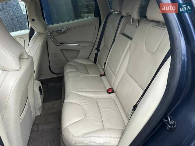 Синий Вольво ХС60, объемом двигателя 2.95 л и пробегом 269 тыс. км за 9600 $, фото 34 на Automoto.ua