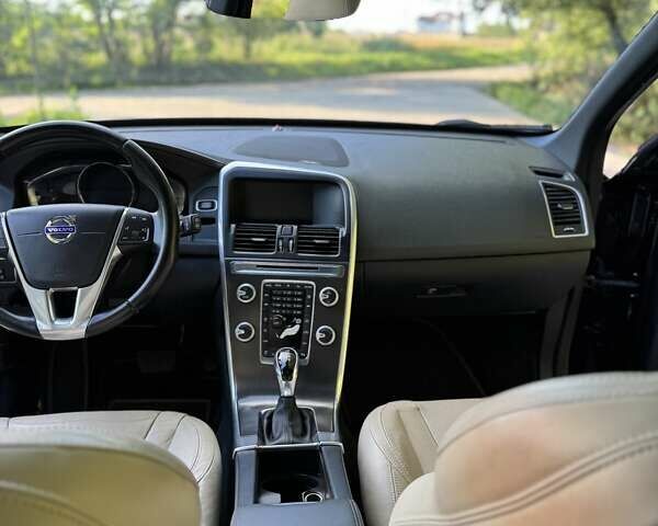 Синий Вольво ХС60, объемом двигателя 2 л и пробегом 109 тыс. км за 13900 $, фото 8 на Automoto.ua